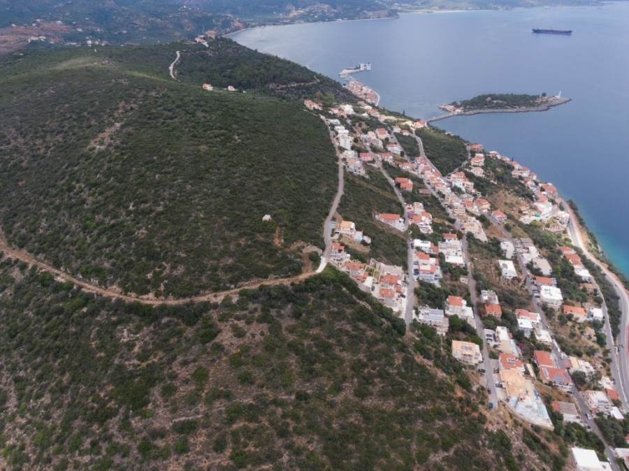 (Προς Πώληση) Αξιοποιήσιμη Γη Οικόπεδο || Ν. Λακωνίας/Γύθειο - 210.000 τ.μ, 16.000.000€ 