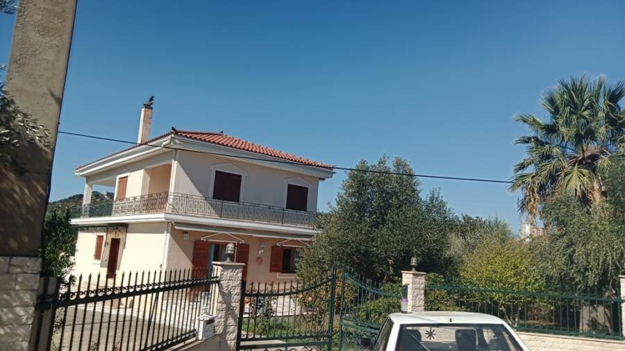 (Προς Πώληση) Κατοικία Μονοκατοικία || Ν. Λακωνίας/Γύθειο - 192 τ.μ, 300.000€ 